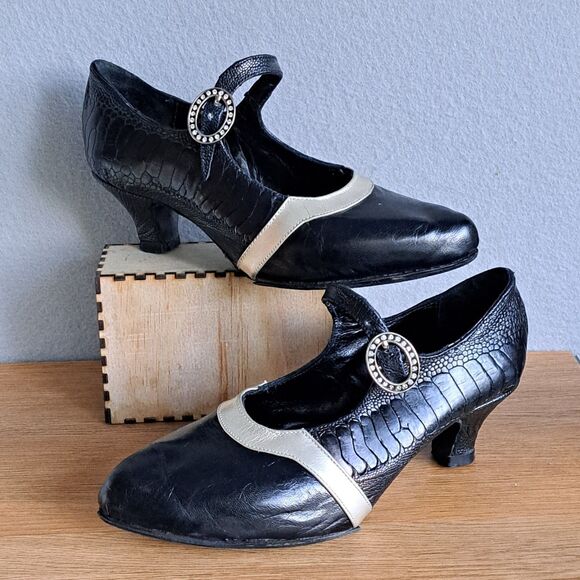 Vintage Handmade Mary Jane Womens 7.5 Black Patent Kitten Heels Rhinestone Retro - Picture 1 of 15